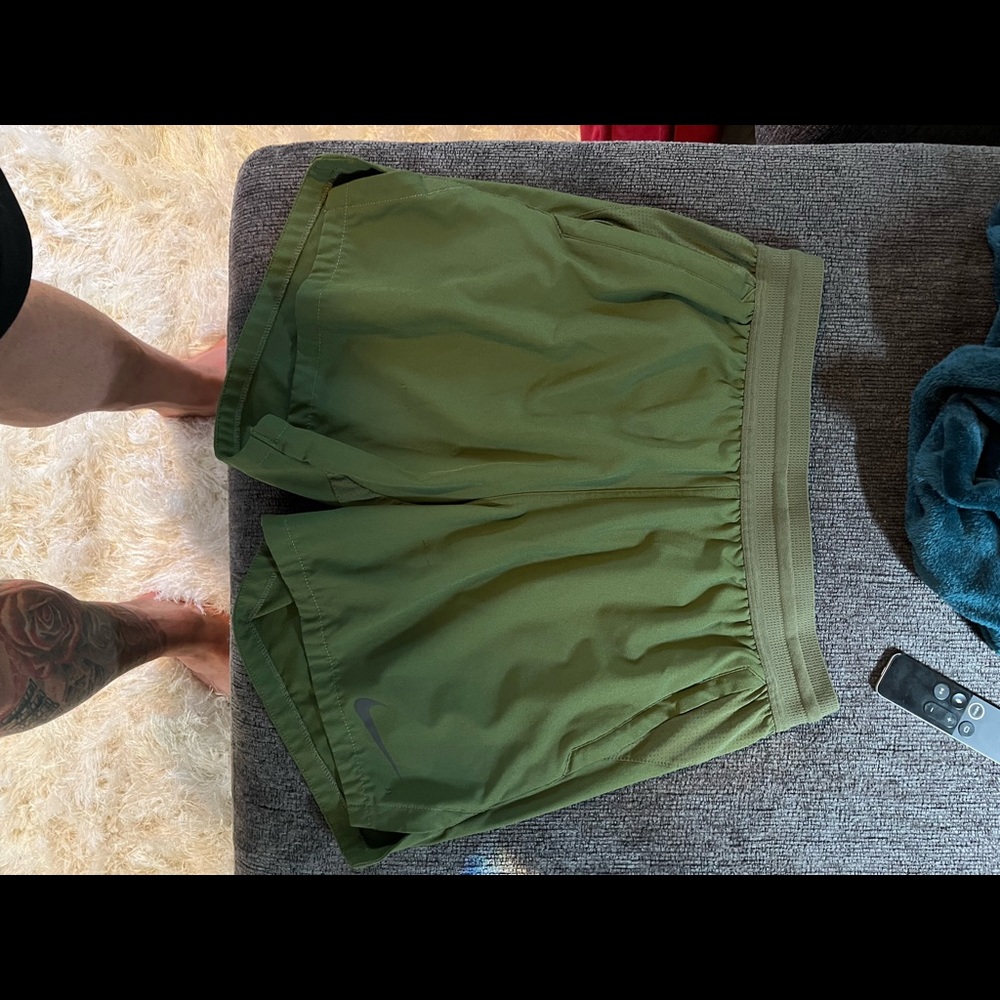 Mens nike dri fit shorts size M